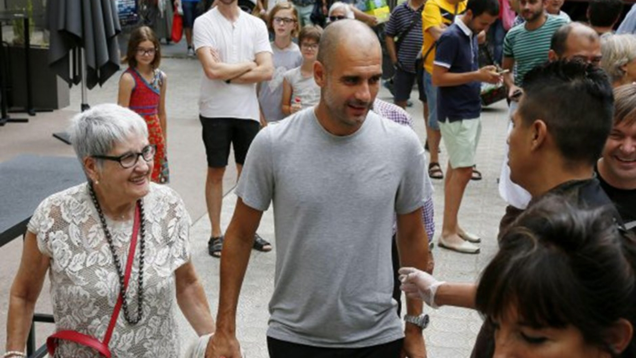 Pep Guardiola'nın annesi koronavirüs nedeniyle hayatını kaybetti