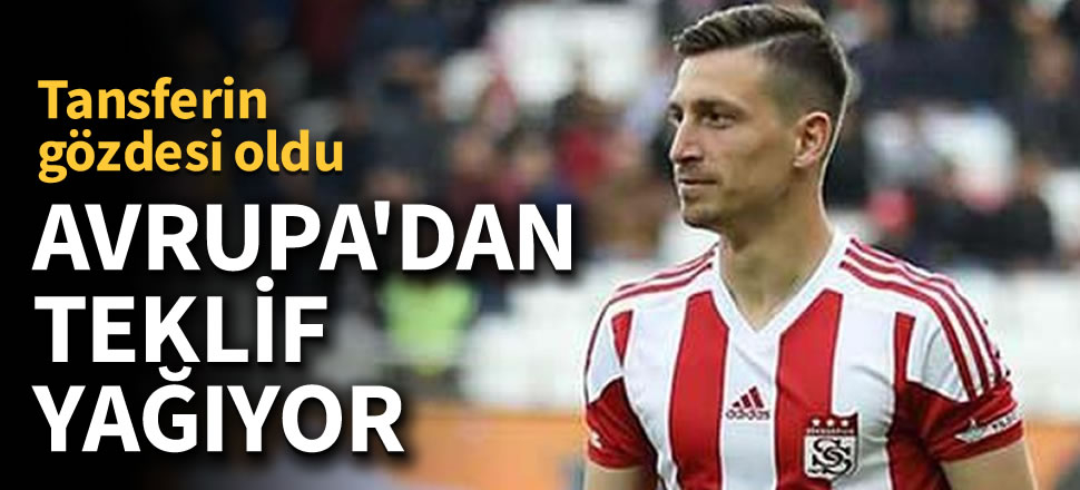 Transferin gözdesi oldu! Mert Hakan Yandaş'a transfer teklifi yağıyor