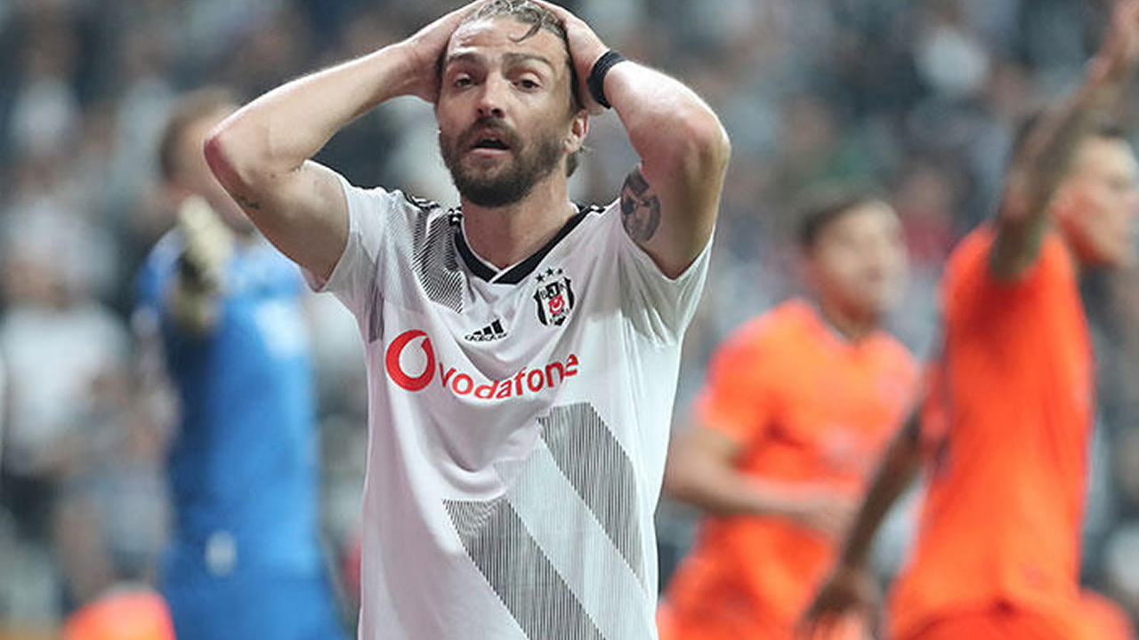 Caner Erkin'in menajerinden flaş açıklama!