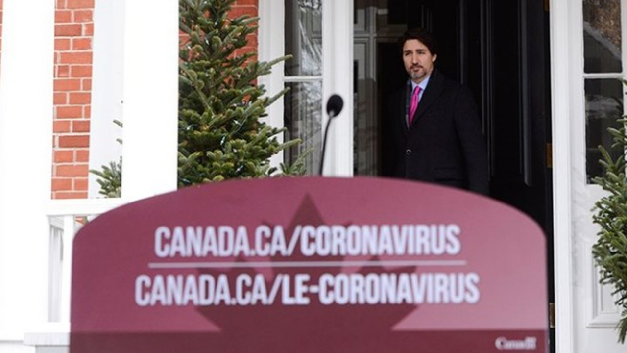 Eşinin testi pozitif çıkmıştı! Başbakan Trudeau 30 gün sonra dışarıda...