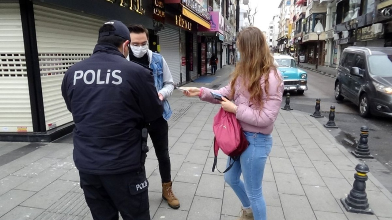 Bakanlık'tan 20 yaş altı için ek genelge! Onlar dışarıya çıkabilecek...