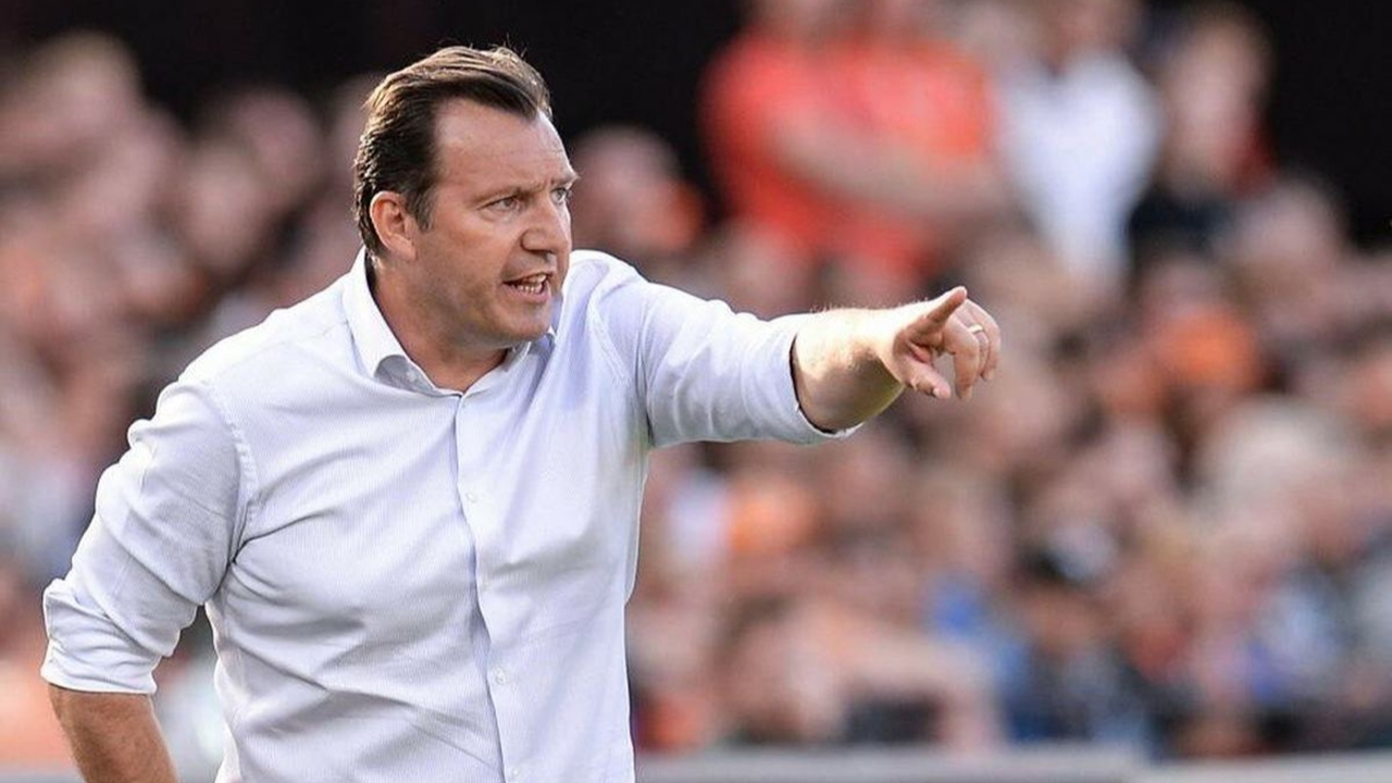 Fenerbahçe Marc Wilmots ile görüşmelere başladı!