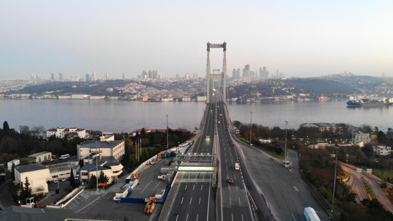 Son dakika... Sokağa çıkma yasağının bitmesinin ardından İstanbul'da bu sabah