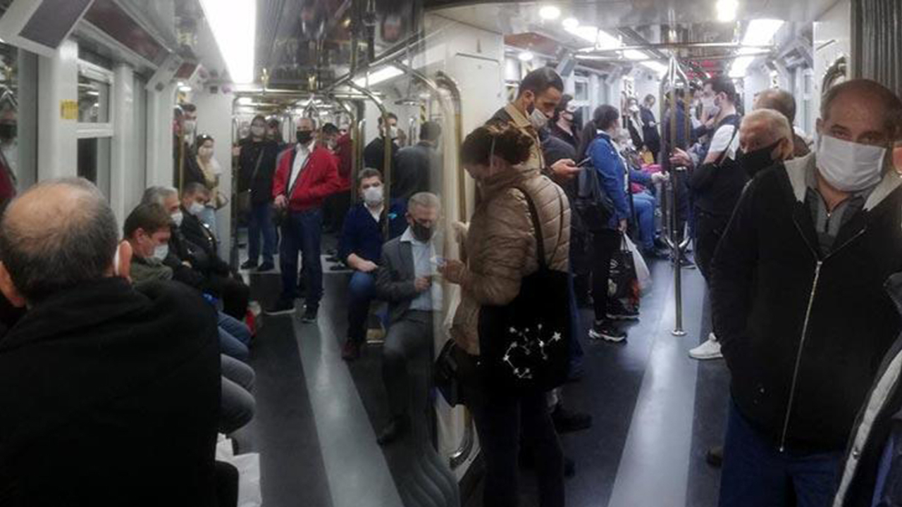 İzmir'de metrolardaki doluluk korkutuyor!