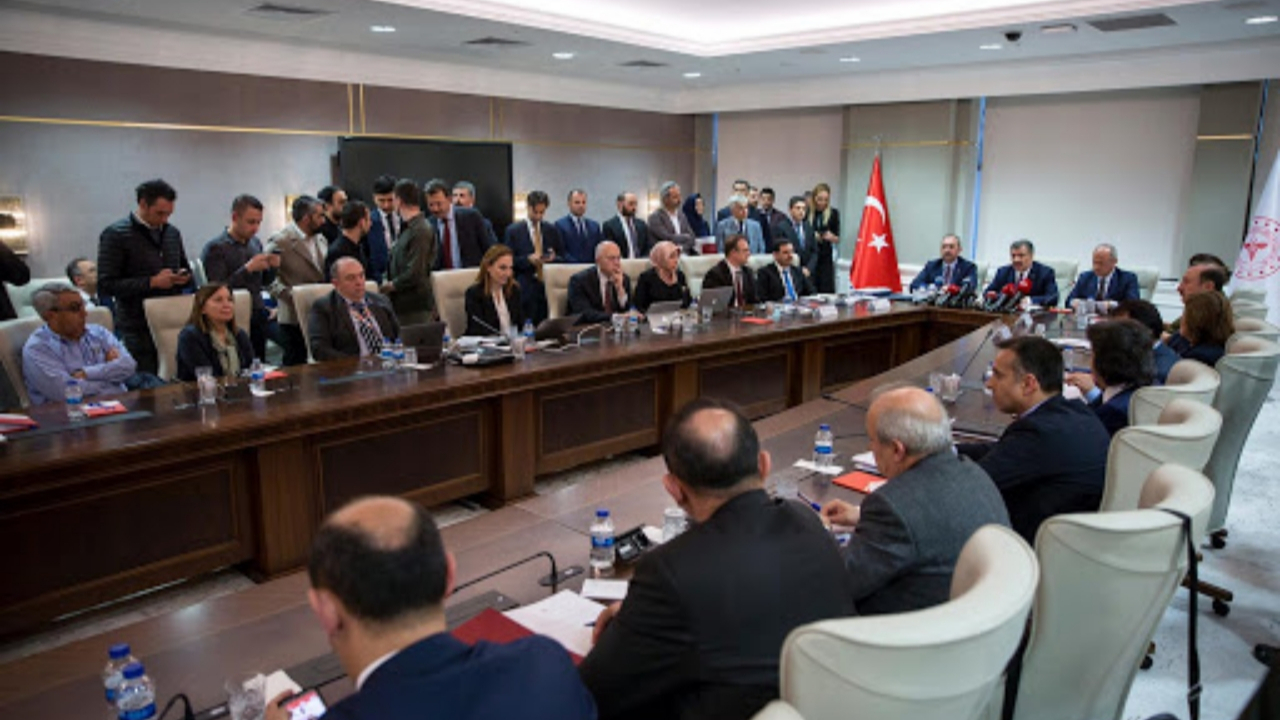 Bilim Kurulu üyelerinin gerçek Twitter hesapları paylaşıldı