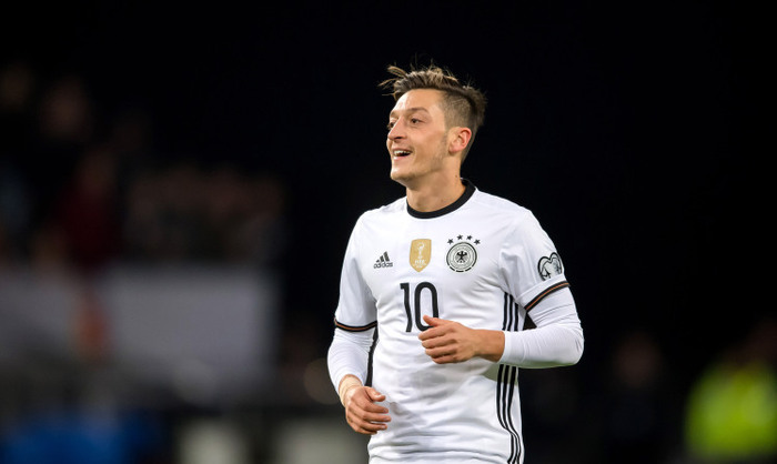 Almanya’da yılın milli futbolcusu Mesut Özil