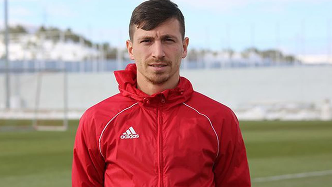 Galatasaray, Mert Hakan'la anlaştı! İşte giyeceği forma...