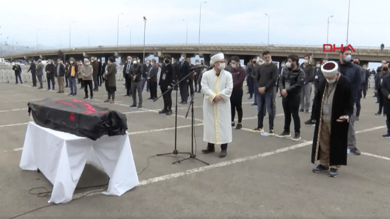 Haydar Baş son yolculuğuna uğurlandı