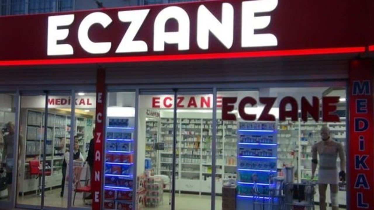 İstanbul'da eczanelerin çalışma saatleri | İstanbul’da  eczanelere sokağa çıkma yasağı düzenlemesi
