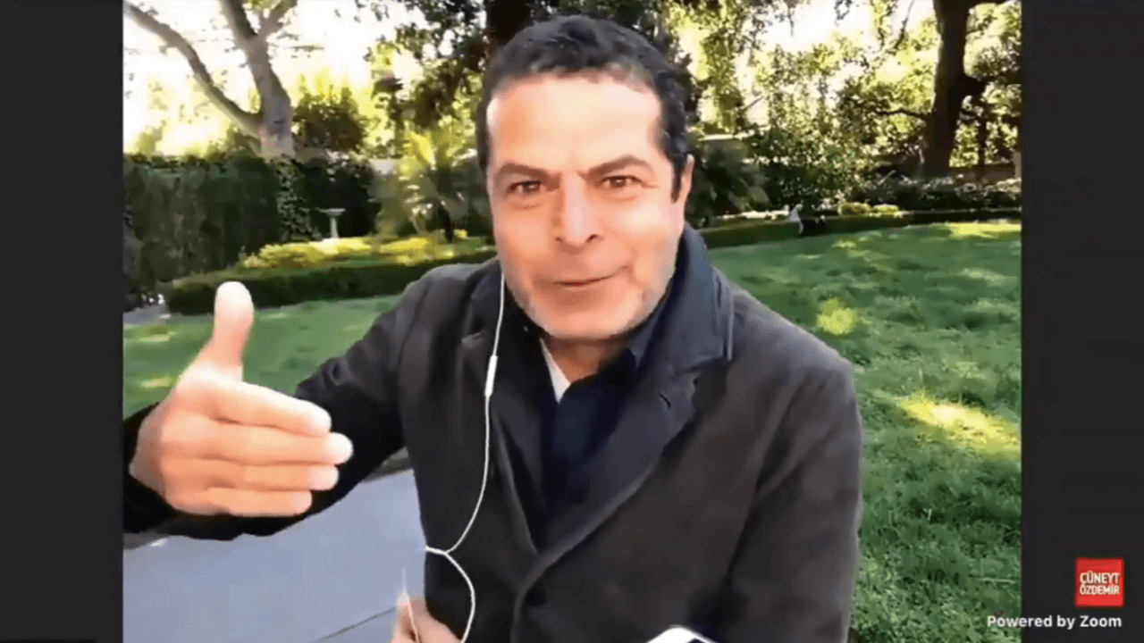 "Ulan biraz sevin, bir kez teşekkür et"