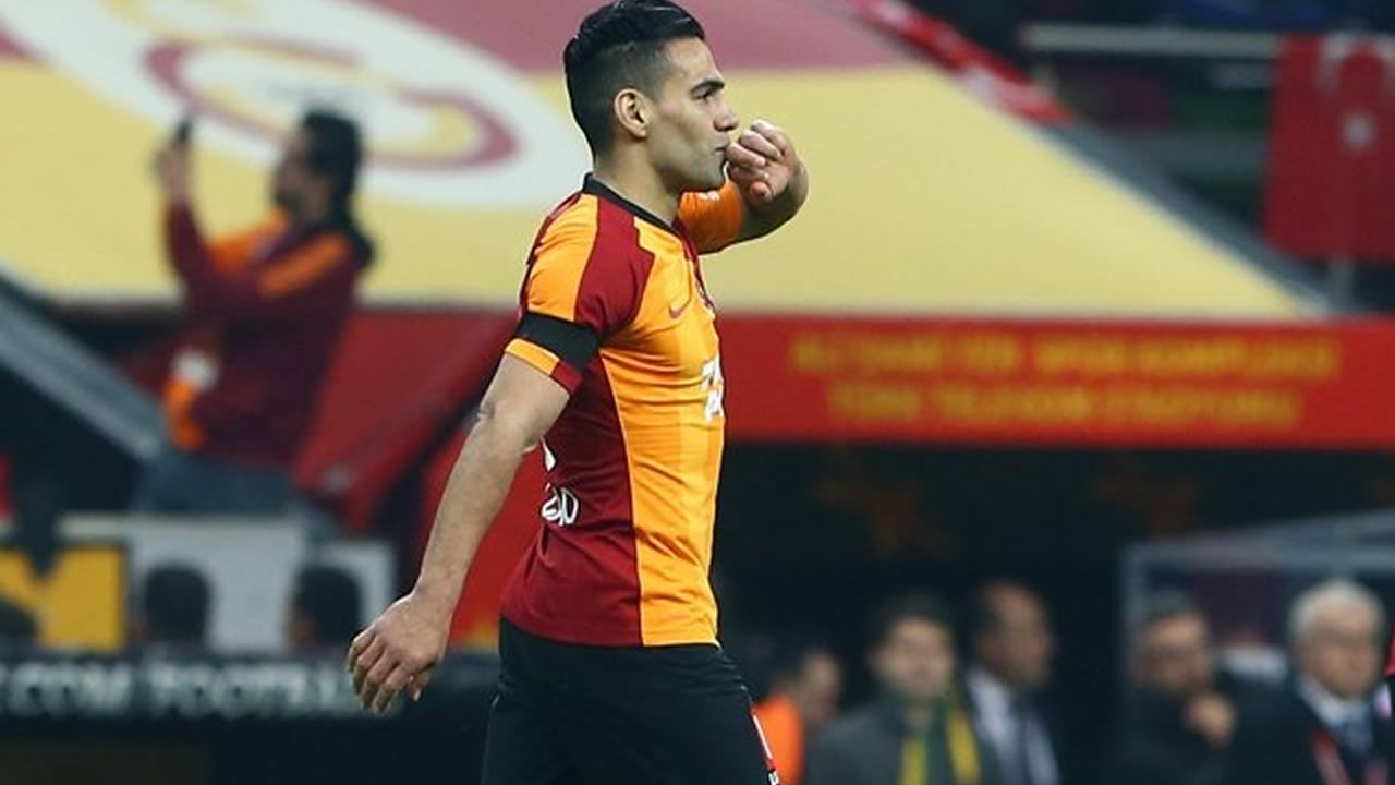 Radamel Falcao'nun yeni takımını açıkladılar