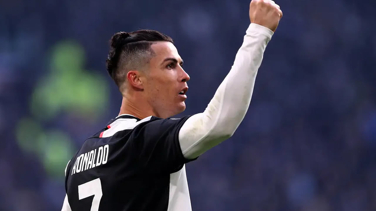 Cristiano Ronaldo Türkiye'ye geliyor!