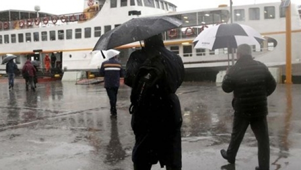 Meteoroloji'den İstanbul'a sağanak uyarısı