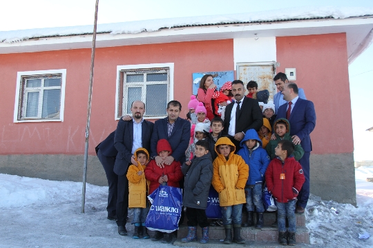 VEDAŞ'tan öğrencilere ısıtan destek!