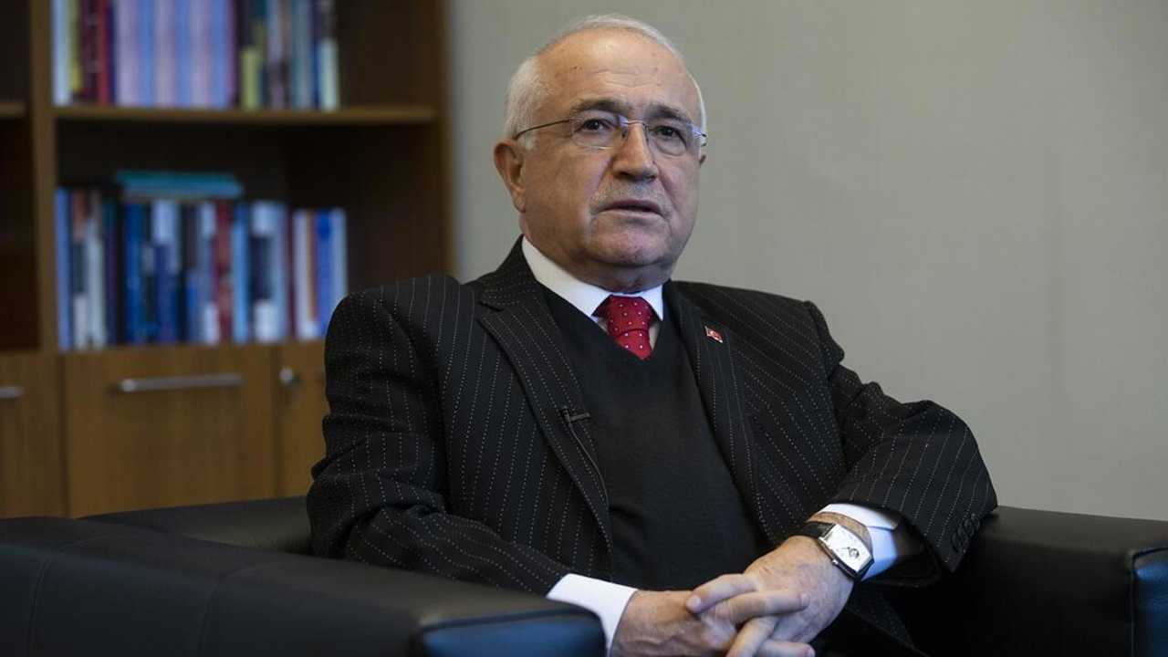 Cemil Çiçek'e 'korona' şoku: Evini tilkiler bastı