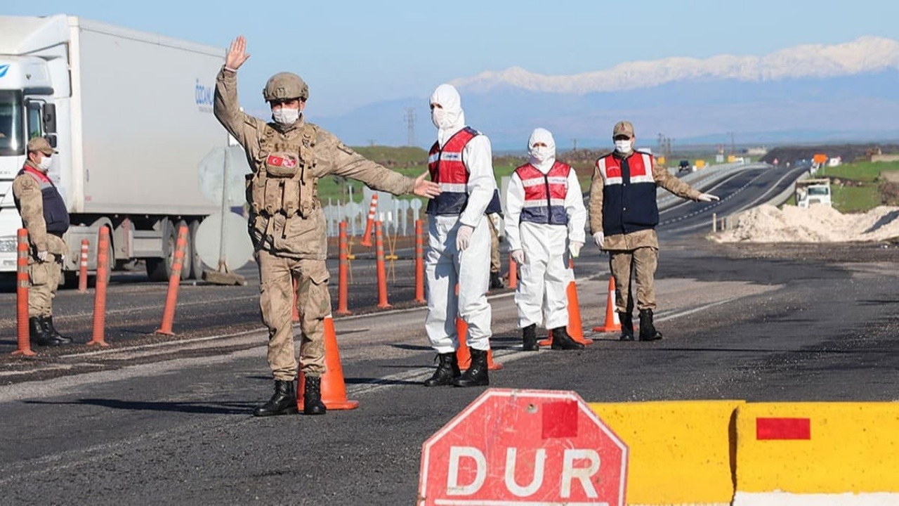 İçişleri Bakanlığı duyurdu: 31 şehre 15 gün daha girilemeyecek...