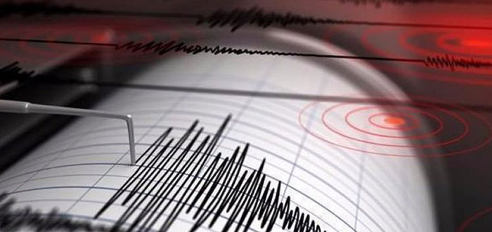 Akdeniz'de korkutan deprem: Kaş sallandı!
