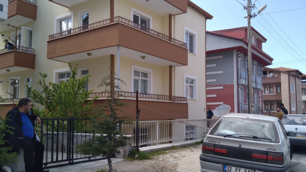 16 yaşındaki genç evde ölü bulundu