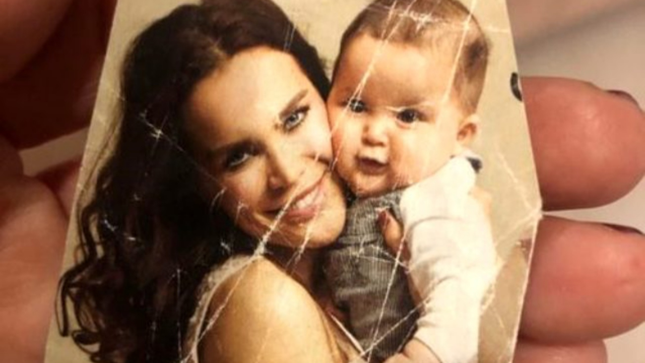 Büyük acı! Elinde buruşmuş fotoğrafla oğlunu bekledi