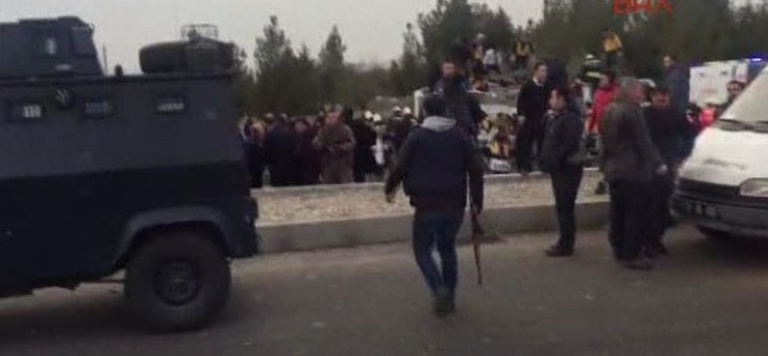 Diyarbakır'da polise saldırı! Şehit sayısı arttı... / VİDEO