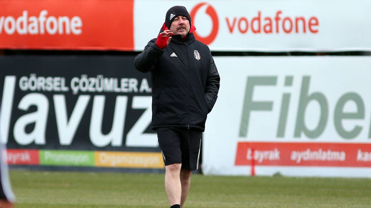 Beşiktaş sahalara dönüyor! Sergen Yalçın'dan sürpriz hamle...