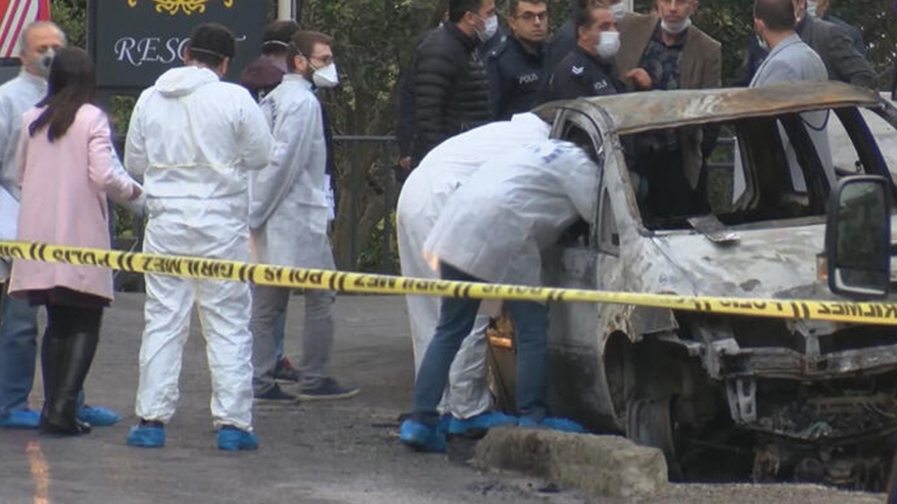 Son dakika... İstanbul'da yanan otomobilden ceset çıktı