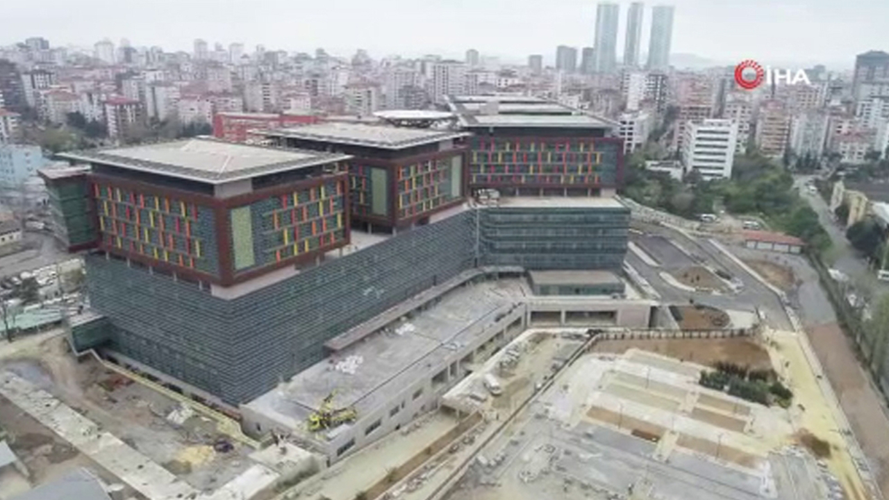 Son dakika... İnşaatında sona gelinen Göztepe Şehir Hastanesi havadan görüntülendi