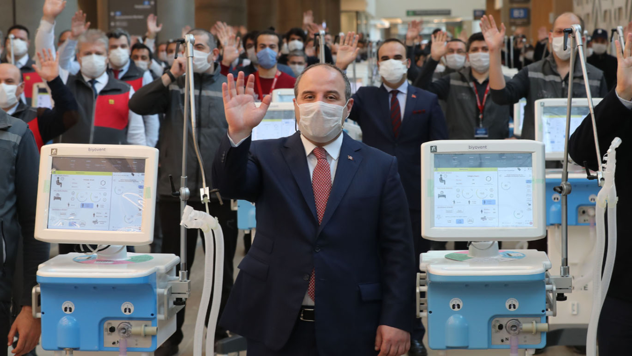 Bakan Varank: Parasını verseniz bile satın alamazsınız