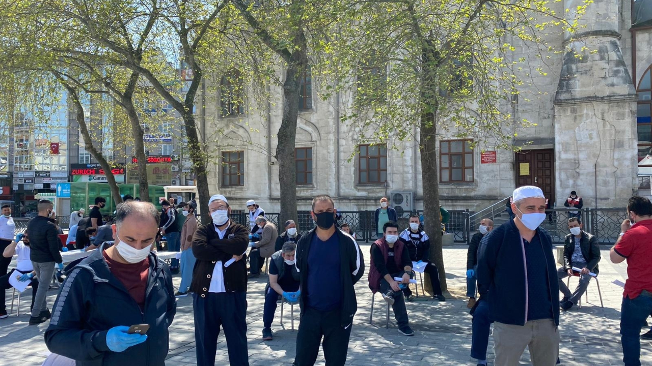 KIYAMDER'den Kızılay'a anlamlı destek (2)