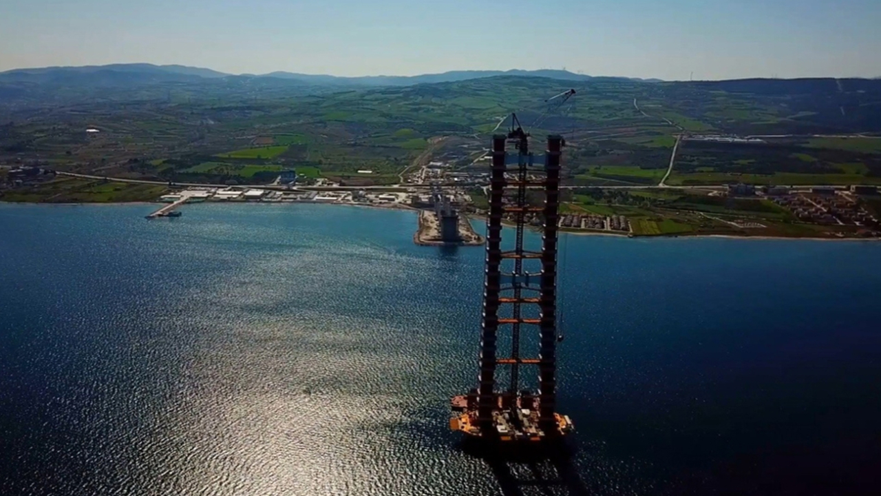 Son dakika... Çanakkale Boğaz Köprüsü’nün ayakları 250 metreye ulaştı