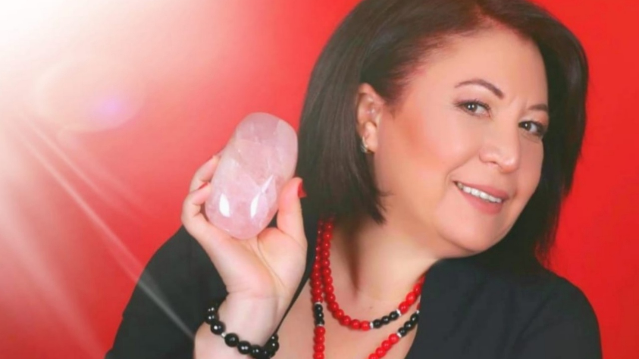 Ünlü bioenerji uzmanı yarın akşam SuperHaber Instagram hesabında canlı yayında!