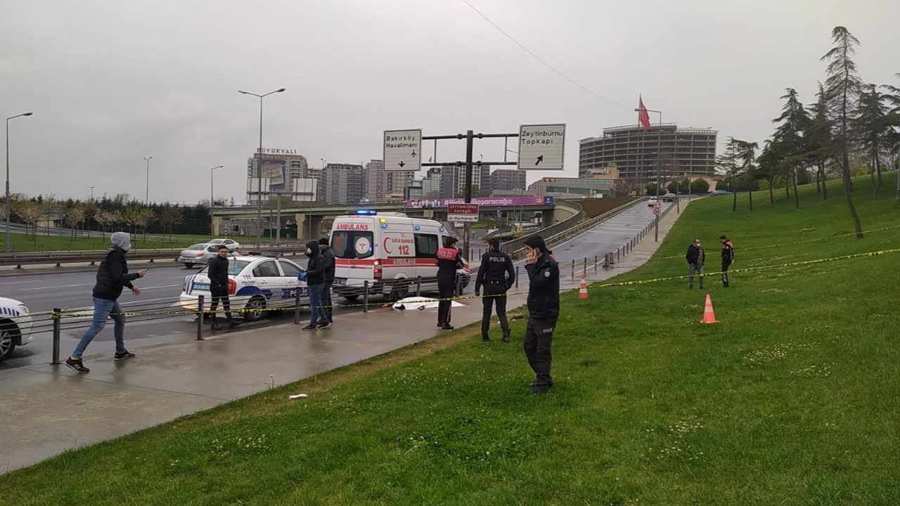 Afganistanlı iki grup Zeytinburnu'nda birbirine girdi...