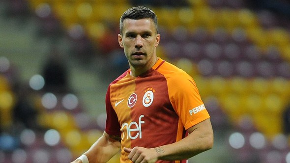 Lukas Podolski Çin'e değil Japonya'ya gidiyor...