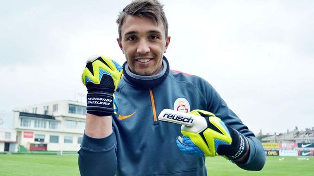 Galatasaray, Fernando Muslera ile anlaştı! İşte sözleşme detayları