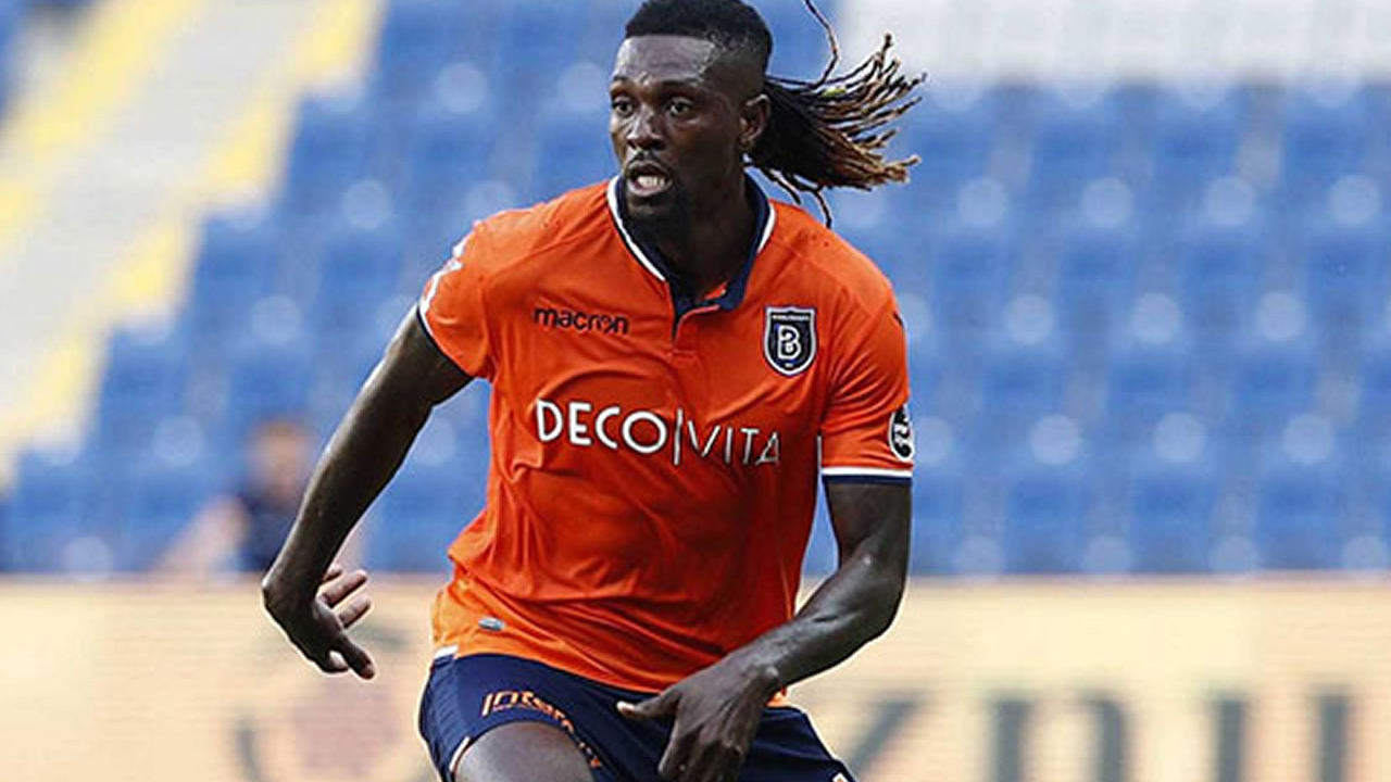 Emmanuel Adebayor'dan eleştirilere şaşırtan yanıt: Bağış yapmayacağım
