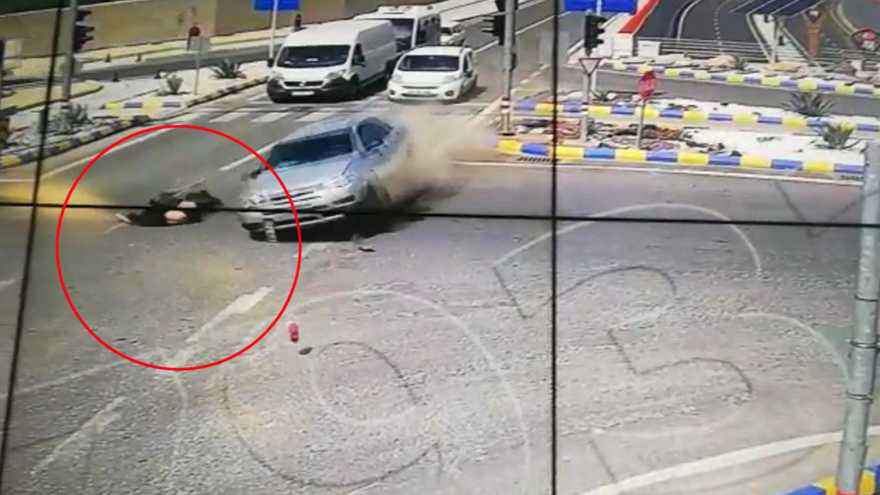 Otomobilin çarptığı yaya metrelerce savruldu