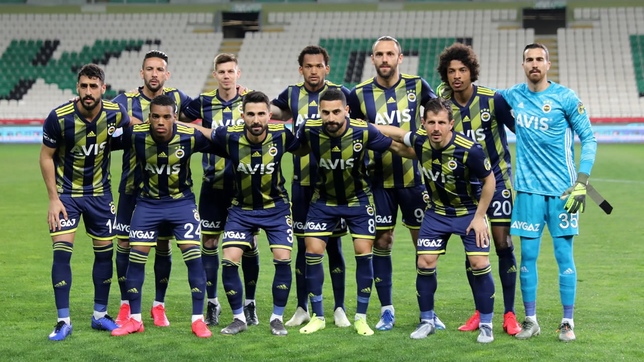 Fenerbahçe istedi ezeli rakibe gidiyor!
