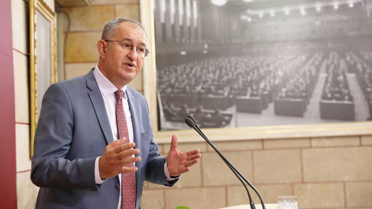 CHP'li isim '100'üncü yılda hatıra para yok' dedi  rezil oldu