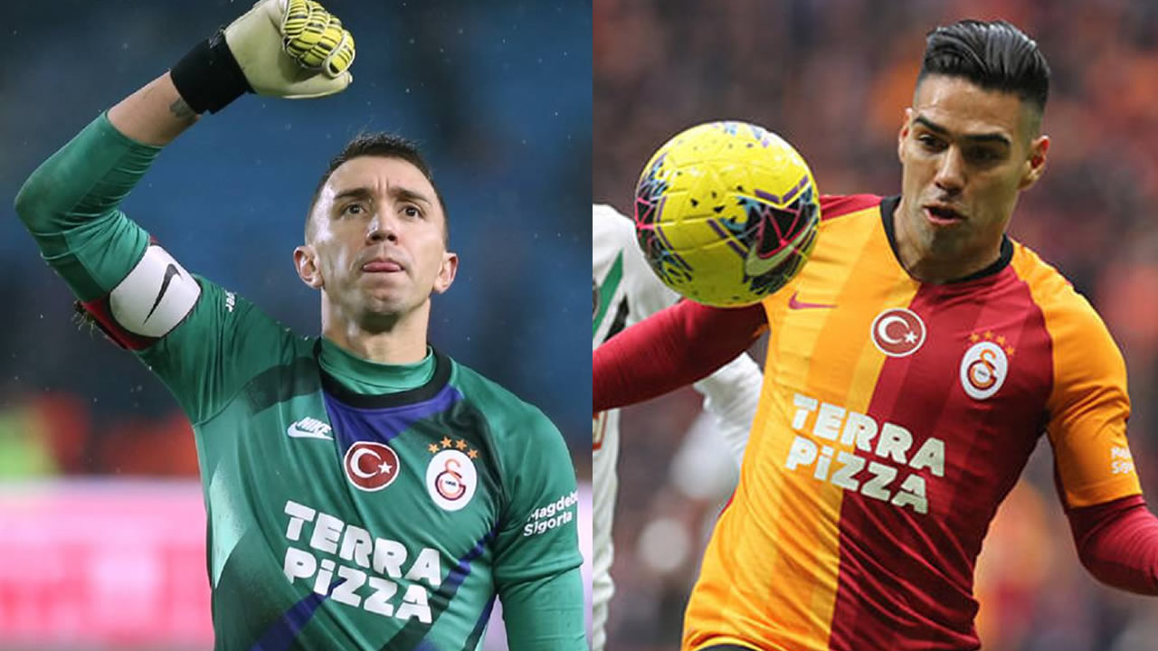 Galatasaray'ın 2 yıldızı son anda evde kalmışlar!