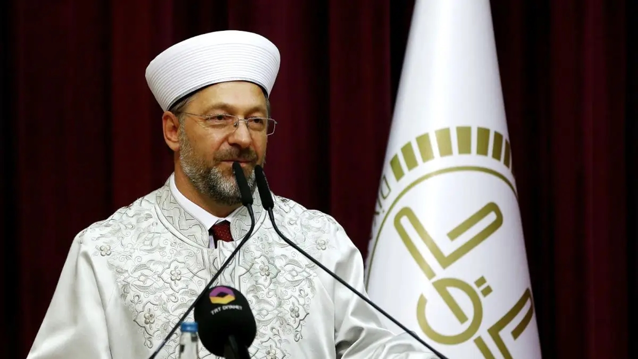 Ali Erbaş'a sosyal medyadan destek yağdı...