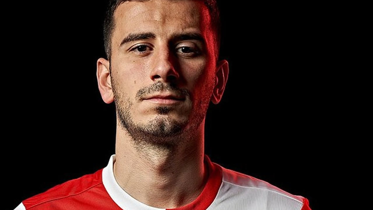 Oğuzhan Özyakup ortada kaldı!