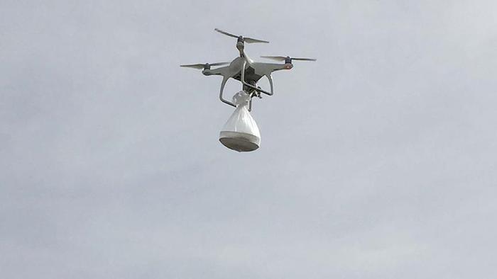 Drone'lar kargo taşıyacak