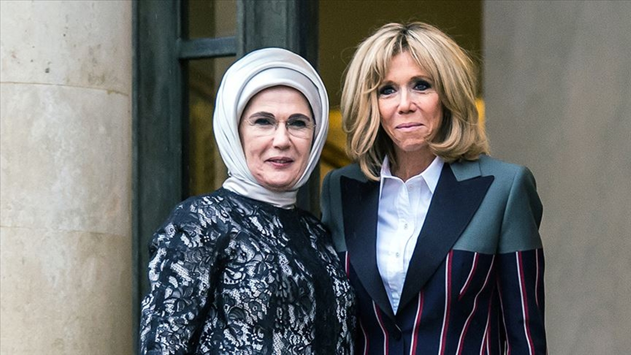 Brigette Macron'dan Emine Erdoğan'a dayanışma telefonu...