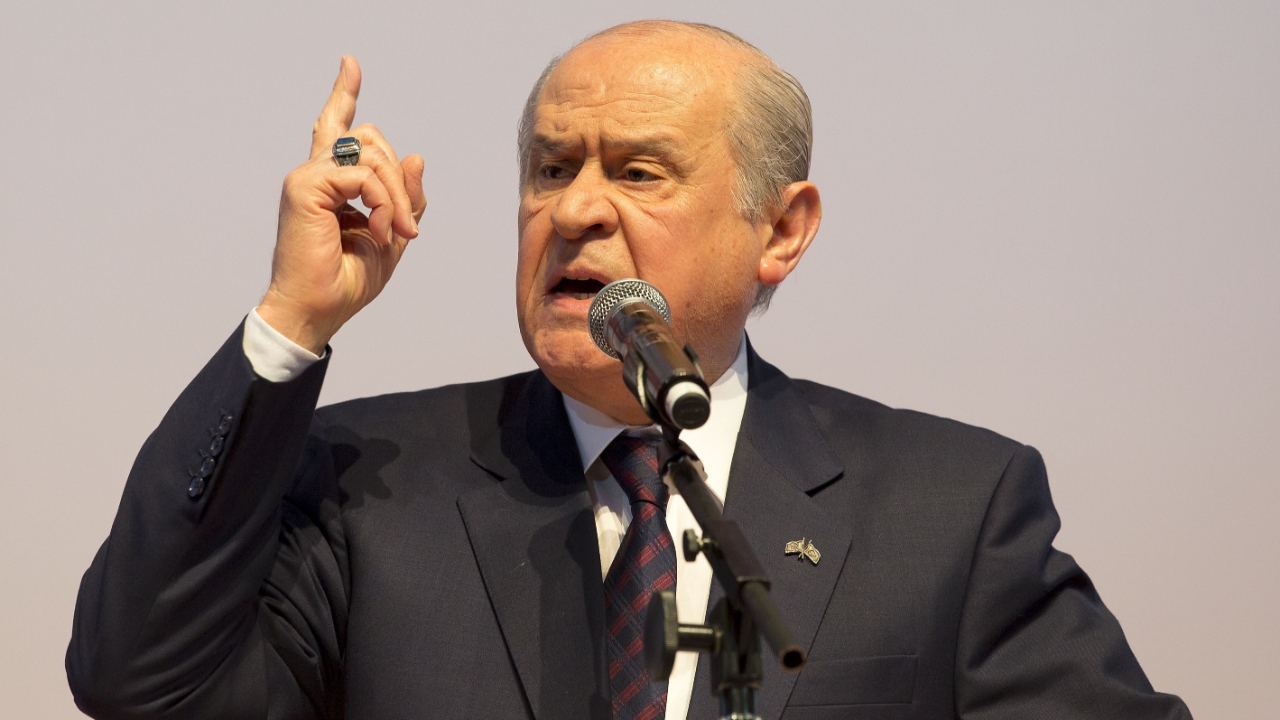 Bahçeli'den Ankara ve İzmir Barosu'na tepki: Dinimize vahim bir saldırıdır