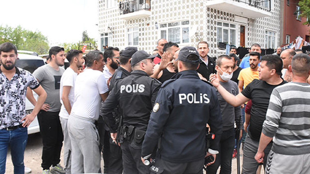 Son dakika... Tartıştığı mahalle halkına kurşun yağdırdı: 5 yaralı