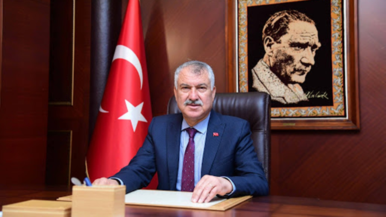 Bedava ekmek yalanı ortaya çıkınca ''tedbiren yaptım'' dedi....