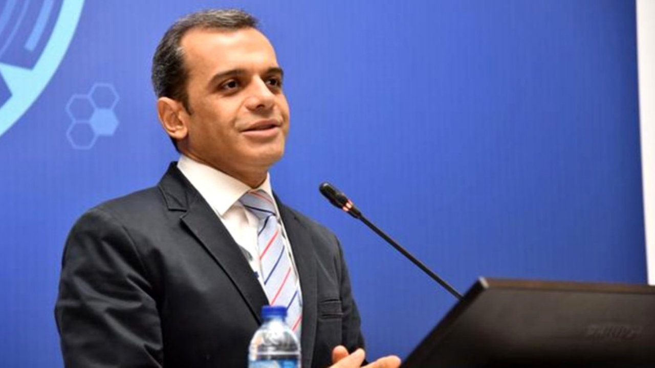 Bilim Kurulu Üyesi Prof. Azap önemli uyarılarda bulundu! "Salgın 20-24 ay daha sürebilir"