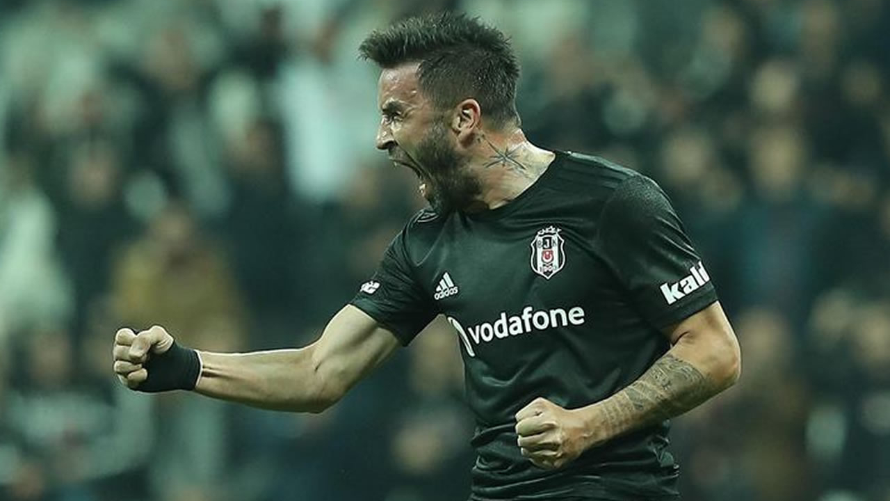Gökhan Gönül tartışmalara son noktayı koydu!