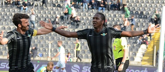 Hugo Rodallega Trabzon'da!