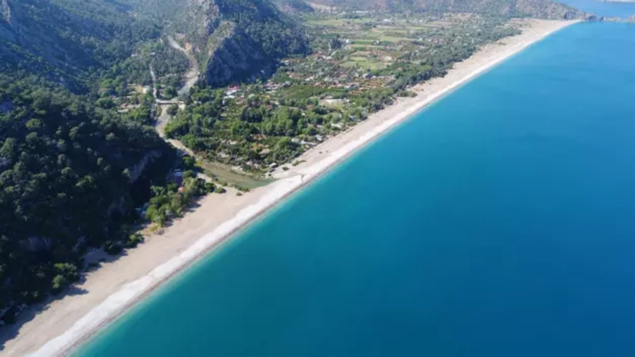 İngilizler o Türk plajlarını 'Avrupa'nın en temizi' olarak gösterdi